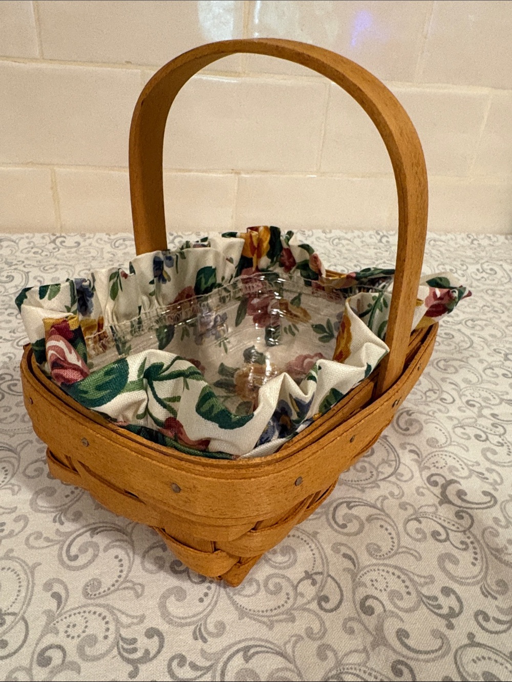 1996 Longaberger Basket with Handle, Floral Fabric Liner and Plastic Protector